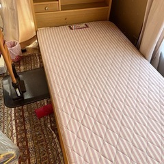 シングルベッド