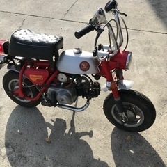 Z50Mから前輪サスペンション付きのZ50Aに移行した直後の貴重...
