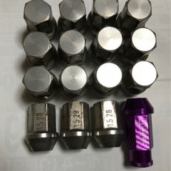 レーシングナット　軽量ナットの画像