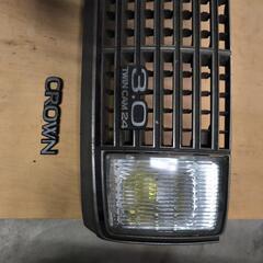 クラウン　MS130   3.0TWINCAM  後期ワイドボディ　フロントグリルの画像