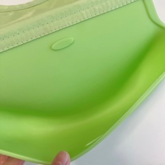 ベビー お食事エプロン 中古の画像