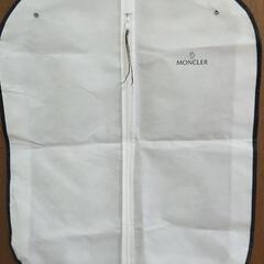 モンクレールガーメント未使用の画像