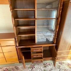 ２８日午前１０時まで
‼️ 食器棚② 収納棚の画像