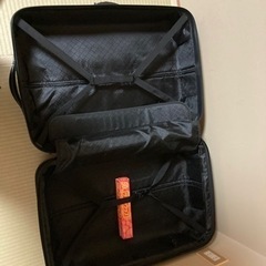 大容量キャリーケース　80L（拡張して最大97L）の画像