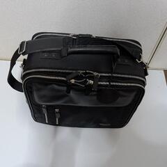 取り引き中　キャリーバック