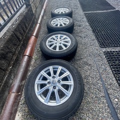 14インチ スタッドレスタイヤホイールセット日産ノートなど