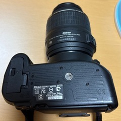デジタル一眼レフカメラ　2セットの画像