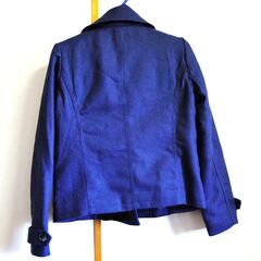 女50％offあり A性用アウターMサイズ 予備ボタン付きの画像