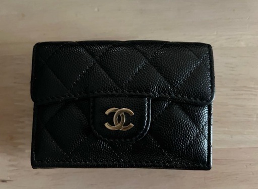 極美品　CHANEL 三つ折り財布 黒 レザー