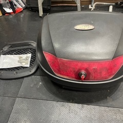 バイク　リアボックス　中古