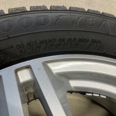 近隣配達可能　スタッドレスタイヤホイール付4本　ベンツA180使用の画像