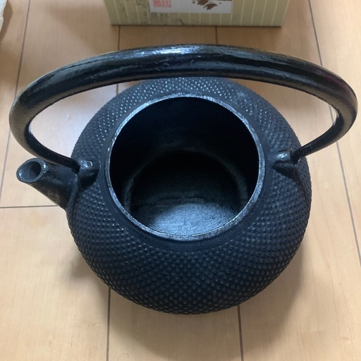 南部鉄瓶　鍋元　鉄瓶　算玉アラレ　1.5ℓ