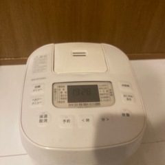 炊飯器　3合　2023年製