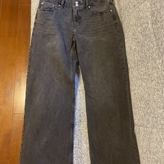 オシャレ！リーバイス　レディースバギーデニム　の画像