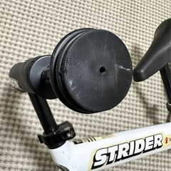 ストライダーとヘルメットセット の画像