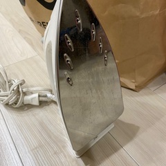 スチーム機能付きアイロンの画像