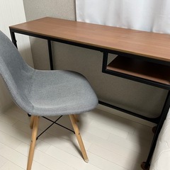 取引中:【12/18〜21取引希望】デスク&チェア