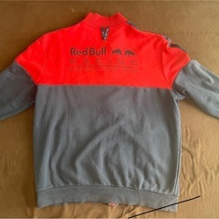 PUMA RedBull ジップトレーナー XL 赤の画像