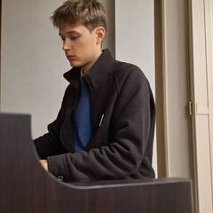 🙂‍↕️🎹無料でピアノを学びたいですか？🎹🤩 - 八代市