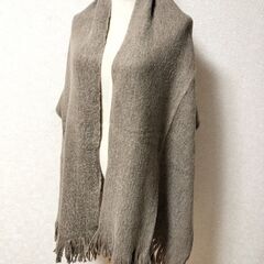 【お値下げ】コカ　ふんわりマフラーの画像