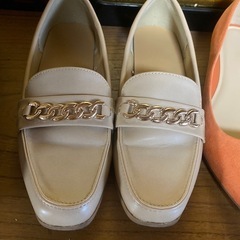 1度着用　ローファー　ベージュ　Sサイズの画像