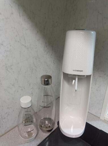 ソーダストリーム本体、容器2本セット
