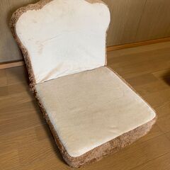 食パン座椅子