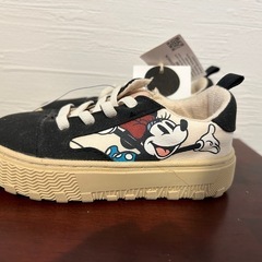 【新品】ミニースニーカー 23 ZARAの画像