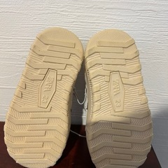 【新品】ミニースニーカー 23 ZARAの画像