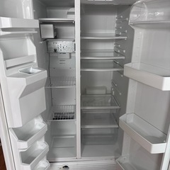 大型冷蔵庫の画像