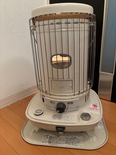 ③コロナストーブ楽チン電池で着きます^ - ^