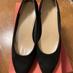 未使用品　黒パンプス