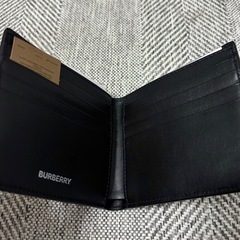 新品タグ付き BURBERRY バーバリー 二つ折り財布
