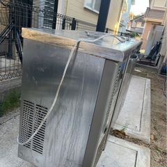 業務用台下冷蔵庫の画像