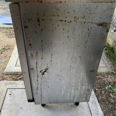 業務用台下冷蔵庫の画像