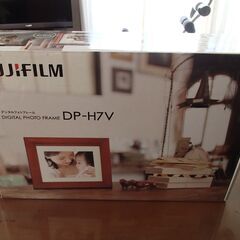 デジタルフォトフレーム FUJIFILM　DP－H7V　2台の画像