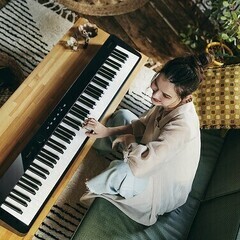 カシオ（CASIO）電子ピアノ　Privia PX-S1100BK ブラック [88鍵盤]の画像