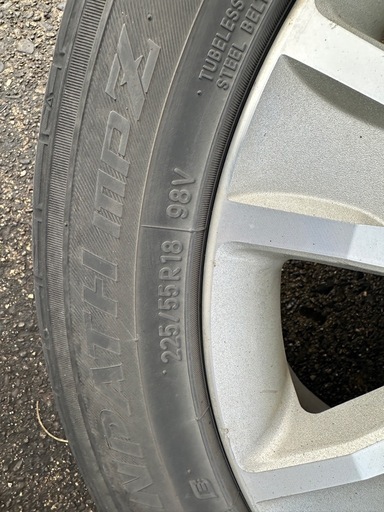 受け渡し決まりましたデリカD-5三菱純正ホイールセット225/55/R18　おまけTOYOタイヤ