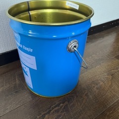 ペール缶