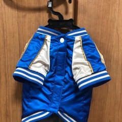 ペット用冬服　スカジャンの画像