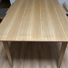 Henry ダイニングテーブル　4人掛け