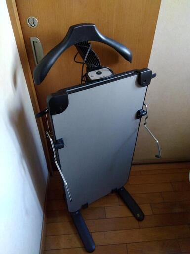 ズボンプレッサー