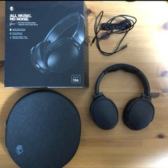 ワイヤレスヘッドホン　skullcandy venue ノイズキ...