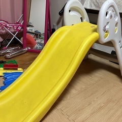 滑り台
