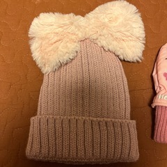 子供手袋　ニット帽の画像