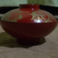 やや浅めのお椀ですの画像