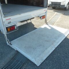 H.27(2015)年 いすゞ エルフ 2tワイドロングバンPG付 ホワイト 6MT ETC バックカメラ　集中ドアロック　ABS　エアバック　坂道発進補助装置　キーレス　ラッシングレール　左電動格納ミラー　　17054の画像