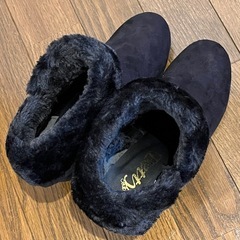 ファー付きブーツ　Mサイズ　（新品）の画像