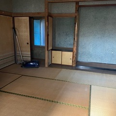 【初期費用10万円以下で温泉付きの一軒家がなんと入居可能】亀川中央戸建　亀川駅徒歩5分　別府駅までバスで一本　4DK ペット可　外国人　法人　御家族　お友達同士　生活保護可能 - 別府市