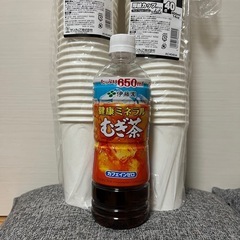【値下げ可能】120個セットの厚紙コップの画像